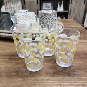 Lemon Themed Glasses Set